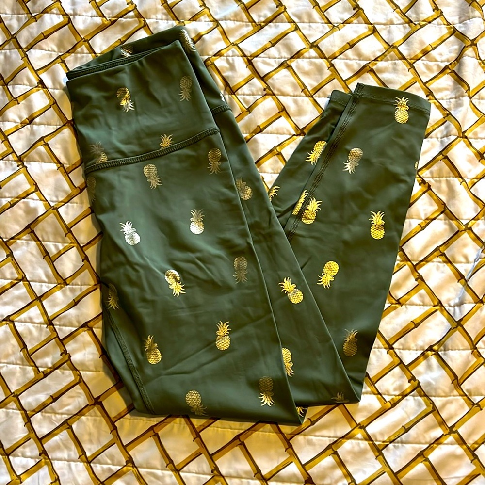 Beyond yoga pineapple yoga pants size M